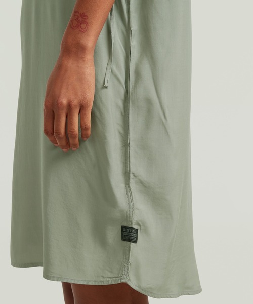 G-STAR（ジースター）の「Fluid Dress/ミリタリーディテールフロントポケットデザインシャツワンピース（ワンピース・レディース・グレー系その他/カーキオリーブ・MEDIUM/SMALL/X-SMALL）」の11枚目の写真