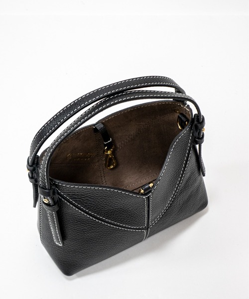 AULENTTI（オウレンティ）の「【AULENTTI/オウレンティ】ショルダーバッグ ハンドバッグ　2WAY　Sサイズ（ショルダーバッグ・レディース・ブラック/ブラウン・FREE）」の18枚目の写真