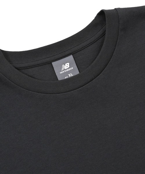 NEW BALANCE(ニューバランス)の「エンブロイダリードNBロングスリーブTシャツ(Tシャツ/カットソー・メンズ・オフホワイト/ダークブラック・SMALL/MEDIUM/LARGE/X-LARGE/XX-LARGE)」の18枚目の写真