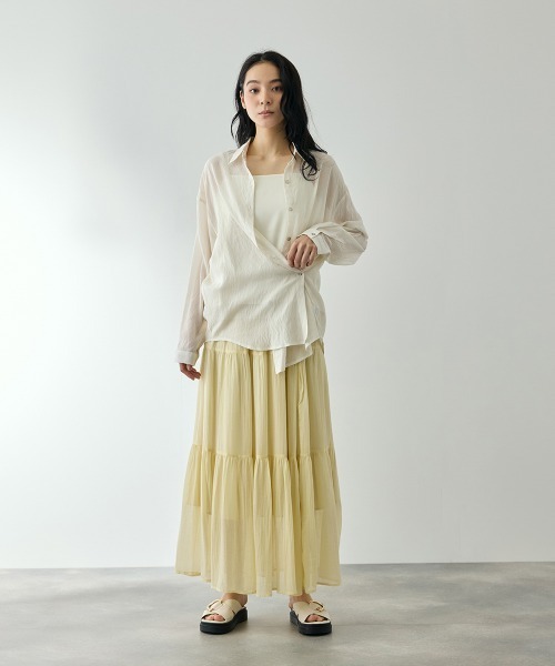 QUEENS COURT（クイーンズコート）の「リネニーヴェールステンカラーブラウス（シャツ/ブラウス・レディース・ブラック/ライトグレー/アイボリー・M）」の20枚目の写真