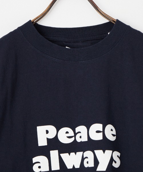 FUNG（ファング）の「[FUNG/ファング] PEACE ALWAYS カットオフ プリントTシャツ（Tシャツ/カットソー・レディース・ネイビー/ホワイト・M）」の4枚目の写真