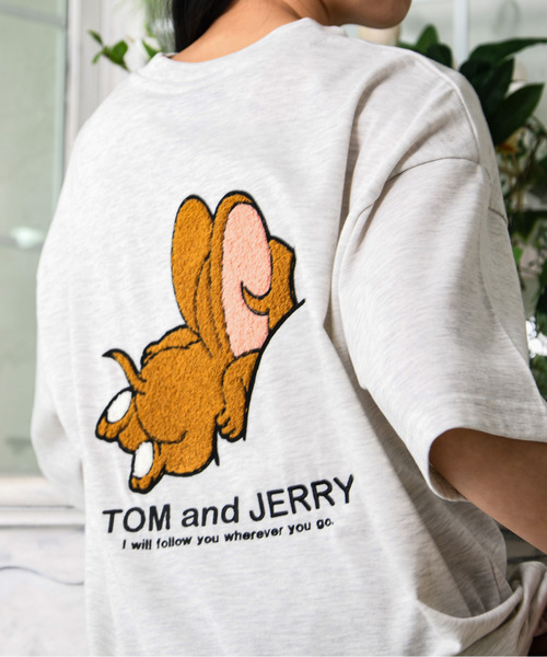 Tom＆Jerry（トムアンドジェリー）の「【neos】TOM&JERRY トTOM&JERRY トムとジェリー Tシャツ レディース メンズ 刺繍 ワッペン バックプリント ルーズシルエット 半袖 ビッグT サガラ刺繍 ユニセックス（Tシャツ/カットソー・レディース・サックスブルー/ホワイト/キナリ/スミクロ・MEDIUM/LARGE/X-LARGE）」の3枚目の写真
