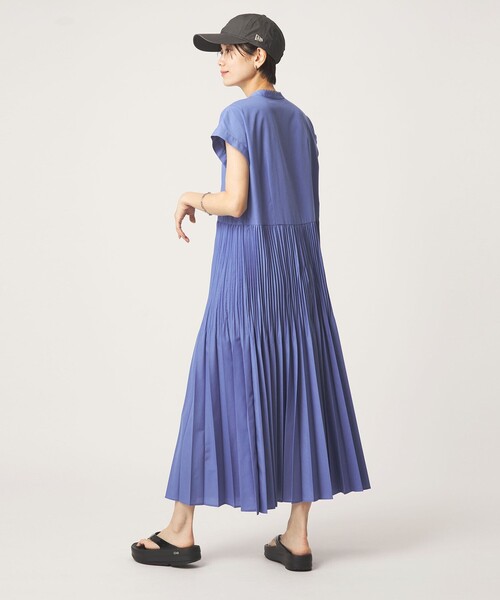 green label relaxing（グリーンレーベルリラクシング）の「【結論シリーズ】全方位映えプリーツワンピ［size SHORT/TALLあり］（ワンピース・レディース・ライトブルー/モカ/ブラック・TALL/SHORT/FREE）」の20枚目の写真