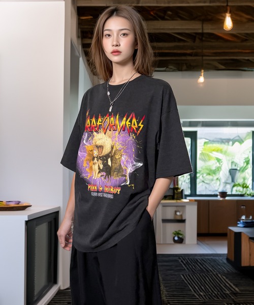 Candlestick(キャンドルスティック)の「キャット ツアー グラフィック オーバーサイズ 半袖 Tシャツ 韓国ストリート(Tシャツ/カットソー・レディース・ブラック/スミクロ/モカ/ネイビー・M/L)」の9枚目の写真