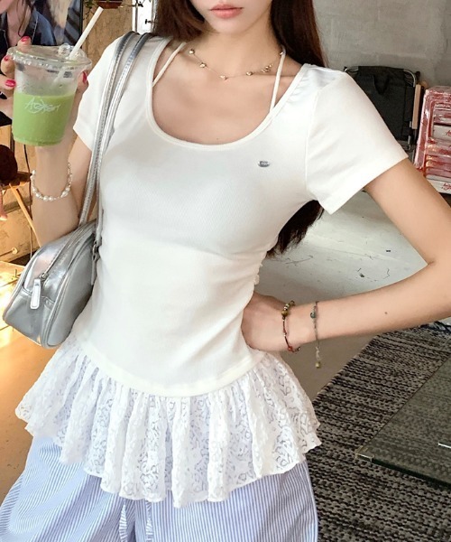 AMAJI(アマジ)の「ホルターネック スクエアネック レース 半袖Tシャツ(シャツ/ブラウス・レディース・グレー/ホワイト・LARGE/X-LARGE/SMALL/MEDIUM)」の4枚目の写真