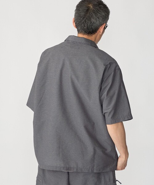 SHIPS(シップス)の「SHIPS:〈セットアップ対応〉TEXBRID(R) ユーティリティ プルオーバー シャツ(シャツ/ブラウス・メンズ・ネイビー/キャメル/チャコールグレー・LARGE/MEDIUM/SMALL)」の12枚目の写真
