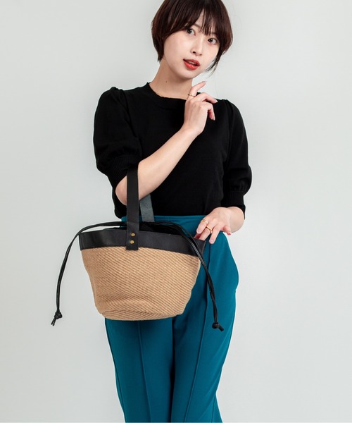 TARANGO(タランゴ)の「【TARANGO】麻ジュート×本革バッグ ワンショルダーバッグ 巾着バッグ(かごバッグ・レディース・ナチュラル・FREE)」の2枚目の写真