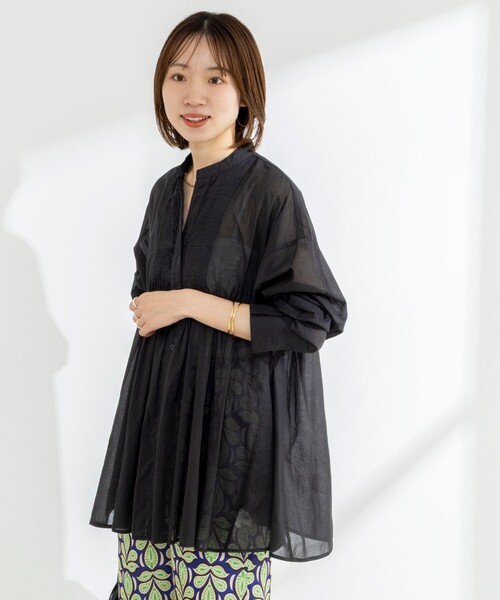 NOLLEY’S（ノーリーズ）の「【BECシリーズ】綿ボイルピンタックオーバーシャツ（シャツ/ブラウス・レディース・ブラック/ライトブルー/オフホワイト・38）」の4枚目の写真
