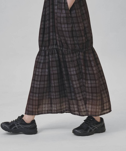 TODAYFUL(トゥデイフル)の「TODAYFUL Check Jacquard Dress(ワンピース・レディース・ダークブラウン/ベージュ・36/38)」の11枚目の写真