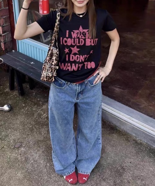 AVYL(アヴィル)の「ヴィンテージライク スターロゴコンパクトTシャツ(Tシャツ/カットソー・レディース・ホワイト/ブラック・M)」の7枚目の写真