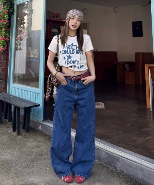 AVYL(アヴィル)の「ヴィンテージライク スターロゴコンパクトTシャツ(Tシャツ/カットソー・レディース・ホワイト/ブラック・M)」の9枚目の写真
