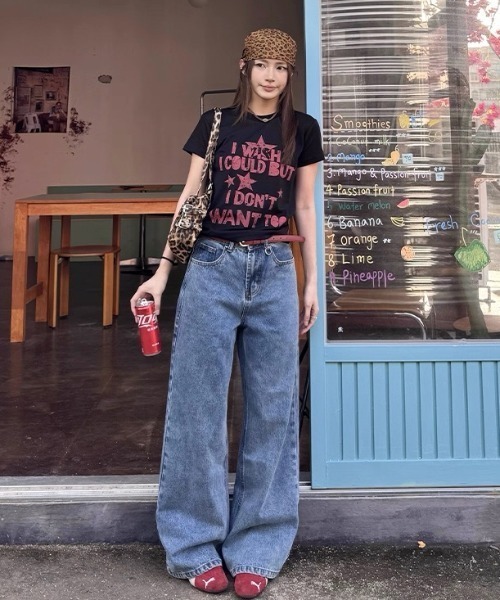 AVYL(アヴィル)の「ヴィンテージライク スターロゴコンパクトTシャツ(Tシャツ/カットソー・レディース・ホワイト/ブラック・M)」の15枚目の写真