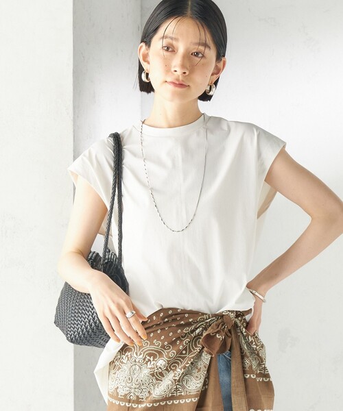 TAION(タイオン)の「【SHIPS別注】TAION: 〈UVカット/接触冷感/吸水速乾〉バック スリット TEE(Tシャツ/カットソー・レディース・ブラック/ホワイト・ONE SIZE)」の1枚目の写真