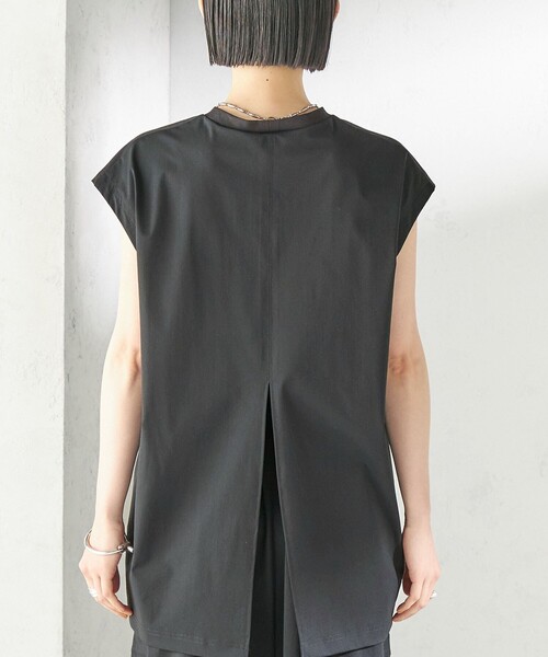 TAION(タイオン)の「【SHIPS別注】TAION: 〈UVカット/接触冷感/吸水速乾〉バック スリット TEE(Tシャツ/カットソー・レディース・ブラック/ホワイト・ONE SIZE)」の10枚目の写真