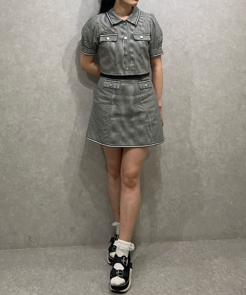 REDYAZEL(レディアゼル)の「ラインテープストライプジャケット×ミニスカートセットアップ(セットアップ・レディース・ブルー/ブラック/ダークブルー・FREE)」の14枚目の写真