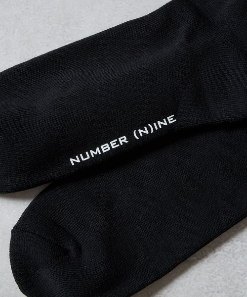 NUMBER (N)INE(ナンバーナイン)の「100% FINE COTTON 2-PACK PLAIN RIB LINE SOCKS / ファイン コットン100% プレーン リブ ライン ソックス(ソックス/靴下・メンズ・ホワイト/ブラック・25~27cm)」の6枚目の写真