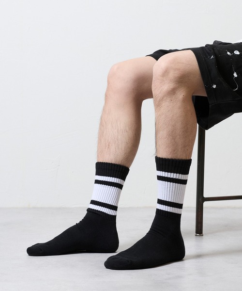 NUMBER (N)INE(ナンバーナイン)の「100% FINE COTTON 2-PACK PLAIN RIB LINE SOCKS / ファイン コットン100% プレーン リブ ライン ソックス(ソックス/靴下・メンズ・ホワイト/ブラック・25~27cm)」の4枚目の写真