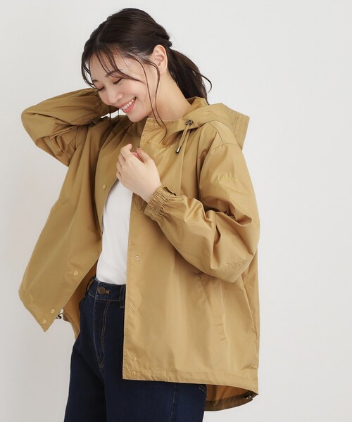 LAURA ASHLEY（ローラアシュレイ）の「【大人気!収納用トートバッグ付き】ペニーウェル グローヴ柄 ショート レインコート（その他アウター・レディース・カーキ系/ベージュ系その他3/ブルー系その他2・00）」の10枚目の写真