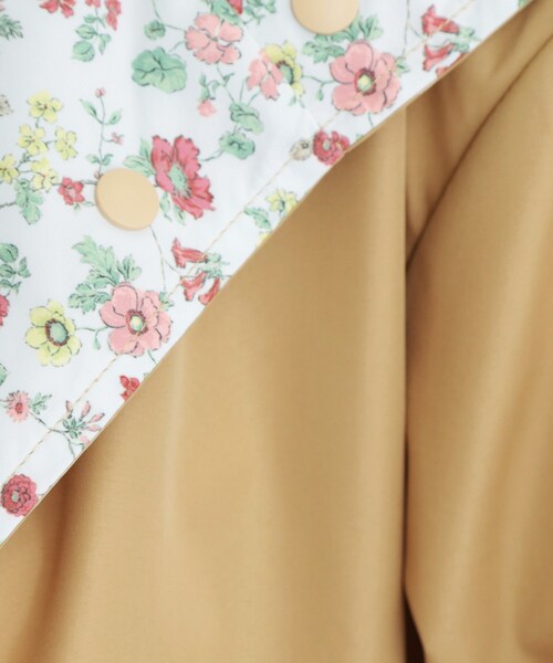 LAURA ASHLEY（ローラアシュレイ）の「【大人気!収納用トートバッグ付き】ペニーウェル グローヴ柄 ショート レインコート（その他アウター・レディース・カーキ系/ベージュ系その他3/ブルー系その他2・00）」の14枚目の写真