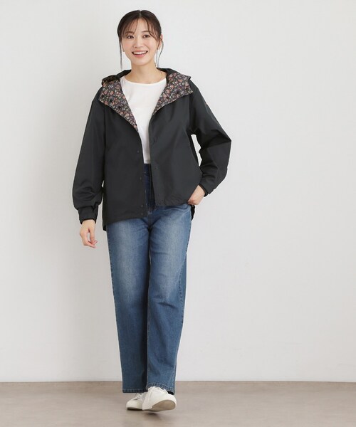 LAURA ASHLEY（ローラアシュレイ）の「【大人気!収納用トートバッグ付き】ペニーウェル グローヴ柄 ショート レインコート（その他アウター・レディース・カーキ系/ベージュ系その他3/ブルー系その他2・00）」の18枚目の写真