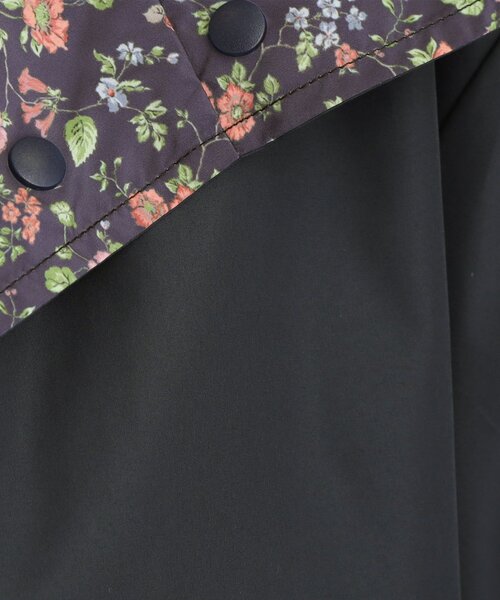 LAURA ASHLEY（ローラアシュレイ）の「【大人気!収納用トートバッグ付き】ペニーウェル グローヴ柄 ショート レインコート（その他アウター・レディース・カーキ系/ベージュ系その他3/ブルー系その他2・00）」の20枚目の写真