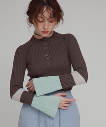 バイカラー 切り替え スリット リブ ニット トップス / Two-Tone Color-Blocked Slit Ribbed Knit Top