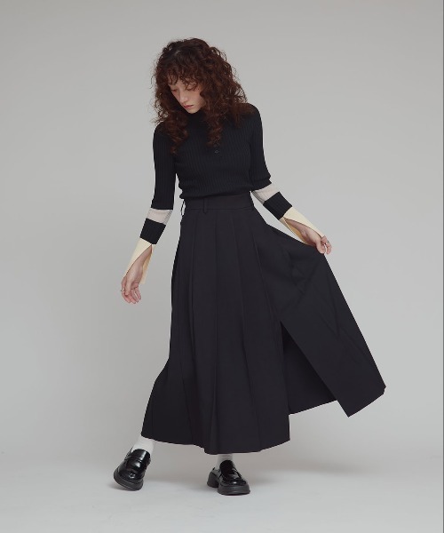 W:Huku(フーク)の「バイカラー 切り替え スリット リブ ニット トップス / Two-Tone Color-Blocked Slit Ribbed Knit Top(ニット/セーター・レディース・ブラウン/グレー/ブラック・FREE)」の11枚目の写真