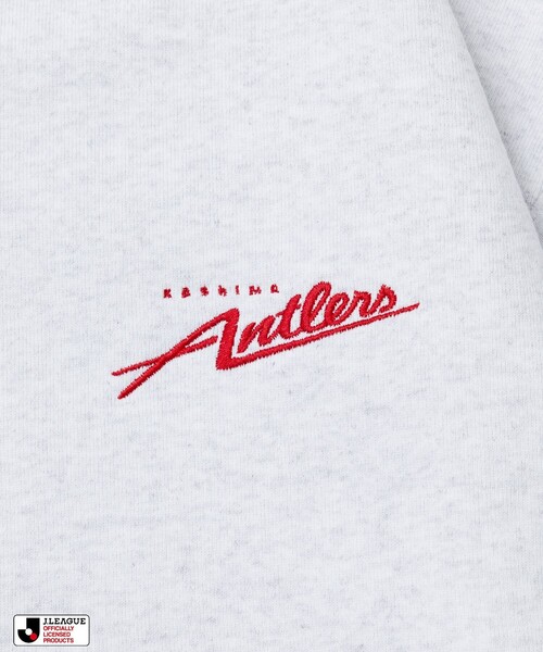 FREAK'S STORE(フリークスストア)の「J.LEAGUE × FREAK’S STORE 別注SUPPORTERS ZIP HOODIE【鹿島アントラーズ】(パーカー・メンズ・ライトグレー/チャコールグレー・SMALL)」の5枚目の写真