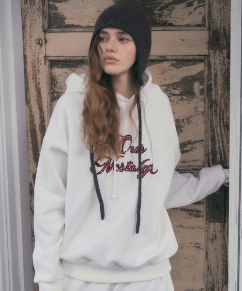 OURNOSTALGIA（アワー ノスタルジア）の「Petal Boucle Hoodie_Ivory(O25-TP30)（パーカー・レディース・アイボリー・FREE）」の3枚目の写真