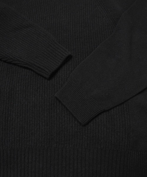 CULLNI(クルニ)の「Extra Wool Tone Switch Layered Rib Neck Knit Pullover(ニット/セーター・メンズ・レッド/ライトグレー/ダークネイビー/ブラック・1/2)」の18枚目の写真
