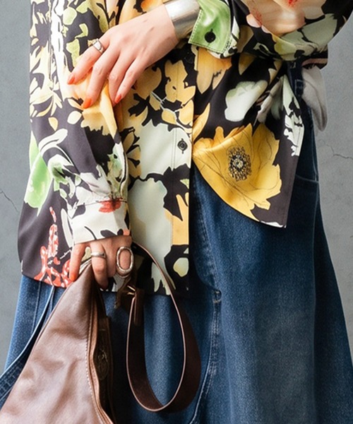 antiqua（アンティカ）の「花柄 ボタニカル柄 シャツ（シャツ/ブラウス・レディース・ブラックミックス・ONESIZE）」の6枚目の写真