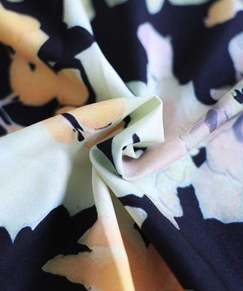 antiqua（アンティカ）の「花柄 ボタニカル柄 シャツ（シャツ/ブラウス・レディース・ブラックミックス・ONESIZE）」の12枚目の写真