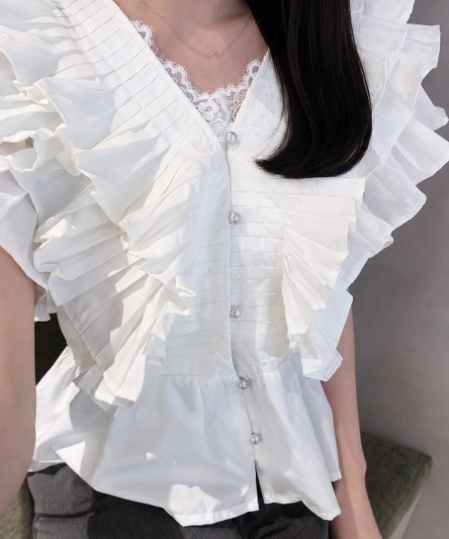 ALLuRing ChaRm（アリュリングチャーム）の「【ALLuRing ChaRm ×139621a】Pleated Ruffle Peplum Blouse / プリーツフリルペプラムブラウス（シャツ/ブラウス・レディース・ホワイト・FREE）」の6枚目の写真