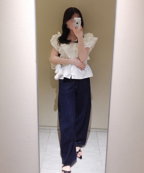 ALLuRing ChaRm（アリュリングチャーム）の「【ALLuRing ChaRm ×139621a】Pleated Ruffle Peplum Blouse / プリーツフリルペプラムブラウス（シャツ/ブラウス・レディース・ホワイト・FREE）」の3枚目の写真