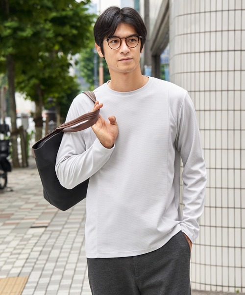 ikka(イッカ)の「ダブルフェイスリップル切替ロンT(Tシャツ/カットソー・メンズ・ベージュ/ブラック/ホワイト/カーキ/ネイビー・M/L/XL)」の2枚目の写真