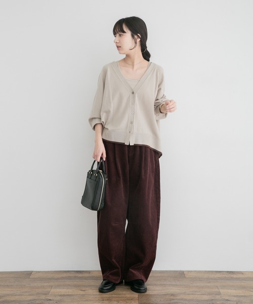 ITEMS URBANRESEARCH(アイテムズ アーバンリサーチ)の「コーデュロイバレルパンツ(その他パンツ・レディース・チャコールグレー/ホワイト系その他/レッド系その他・FREE)」の20枚目の写真