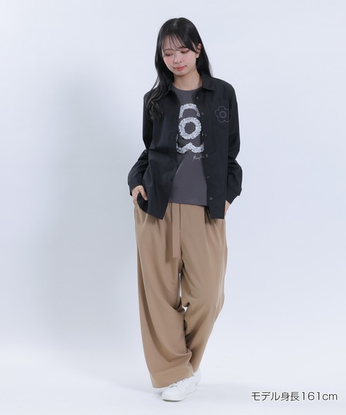 MARY QUANT(マリークワント)の「デイジーパッチポケット ブラウス(シャツ/ブラウス・レディース・ベージュ/ブルー/ホワイト/ブラック・M)」の18枚目の写真