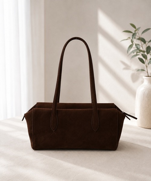 GRESHEL(グレッシェル)の「フェイクスエード ワンショルダーバッグ / バゲットバッグ(ショルダーバッグ・レディース・ブラウン/ブラック/ベージュ/ダークブラウン・FREE)」の2枚目の写真
