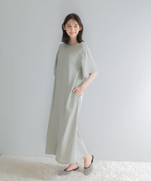 URBAN RESEARCH ROSSO WOMEN(アーバンリサーチ ロッソ)の「ツイルサテンバックファスナーワンピース(ワンピース・レディース・ネイビー/ミント・FREE)」の19枚目の写真