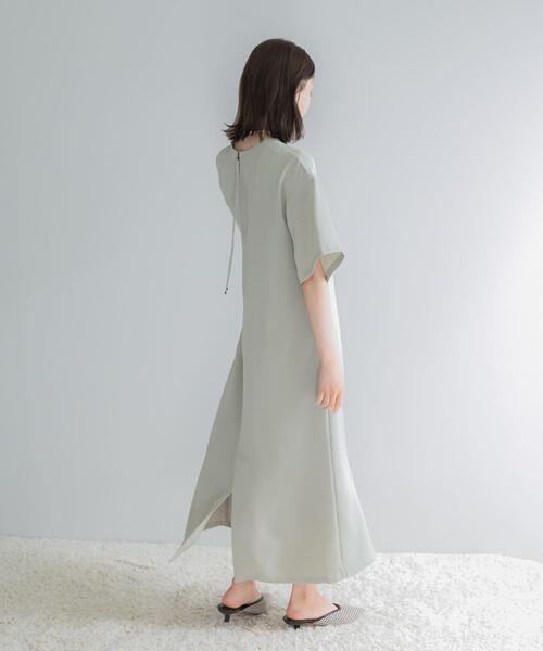 URBAN RESEARCH ROSSO WOMEN(アーバンリサーチ ロッソ)の「ツイルサテンバックファスナーワンピース(ワンピース・レディース・ネイビー/ミント・FREE)」の20枚目の写真
