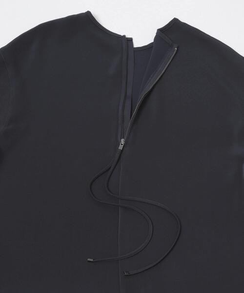 URBAN RESEARCH ROSSO WOMEN(アーバンリサーチ ロッソ)の「ツイルサテンバックファスナーワンピース(ワンピース・レディース・ネイビー/ミント・FREE)」の7枚目の写真