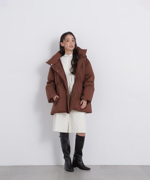 NATURAL BEAUTY BASIC(ナチュラルビューティーベーシック)の「フーデットミドルダウン(ダウンジャケット/コート・レディース・ブラック/ブラウン/オフホワイト・MEDIUM/SMALL)」の13枚目の写真