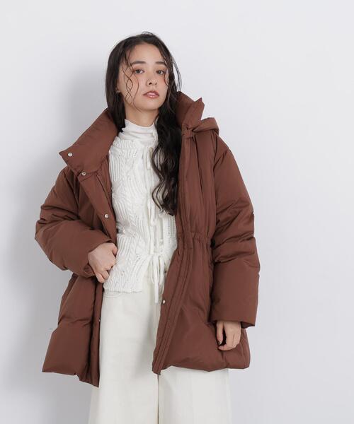 NATURAL BEAUTY BASIC(ナチュラルビューティーベーシック)の「フーデットミドルダウン(ダウンジャケット/コート・レディース・ブラック/ブラウン/オフホワイト・MEDIUM/SMALL)」の16枚目の写真