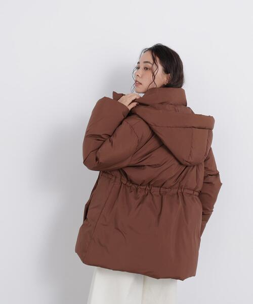 NATURAL BEAUTY BASIC(ナチュラルビューティーベーシック)の「フーデットミドルダウン(ダウンジャケット/コート・レディース・ブラック/ブラウン/オフホワイト・MEDIUM/SMALL)」の18枚目の写真
