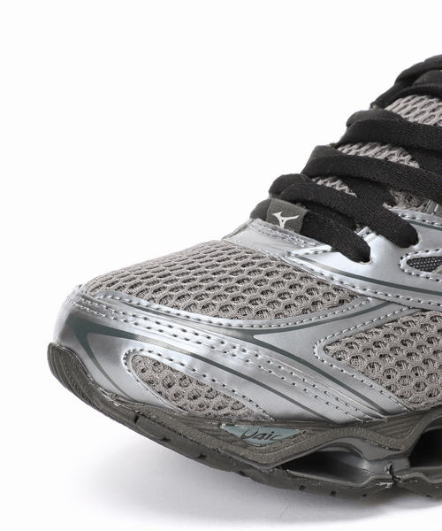 MIZUNO(ミズノ )の「《WEB限定》MIZUNO/ミズノ WAVE PROPHEY LS D1GA2511(スニーカー・レディース・チャコールグレー/ホワイト・23cm/23.5cm/24cm/24.5cm)」の11枚目の写真