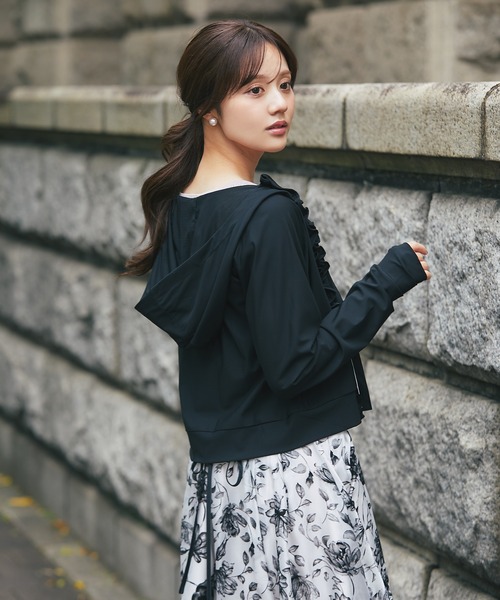 tocco closet(トッコ クローゼット)の「UVカット&撥水加工♪フロントフリルパーカー(パーカー・レディース・ネイビー/ブラック・M)」の12枚目の写真