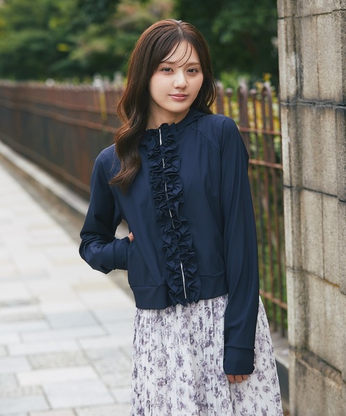 tocco closet(トッコ クローゼット)の「UVカット&撥水加工♪フロントフリルパーカー(パーカー・レディース・ネイビー/ブラック・M)」の16枚目の写真
