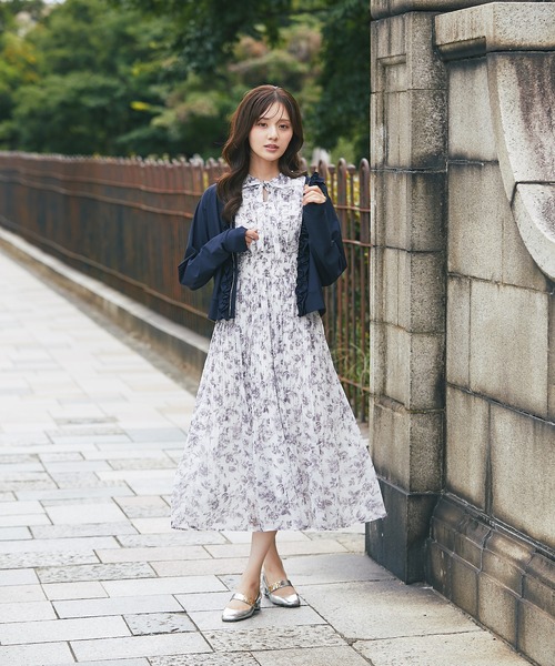 tocco closet(トッコ クローゼット)の「UVカット&撥水加工♪フロントフリルパーカー(パーカー・レディース・ネイビー/ブラック・M)」の20枚目の写真