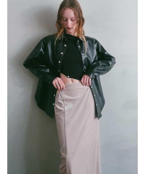 ILANIS(イラニス)の「Stretch Velvet Cut Out Skirt(スカート・レディース・グレー/ブラック/ライトベージュ・S/M)」の15枚目の写真