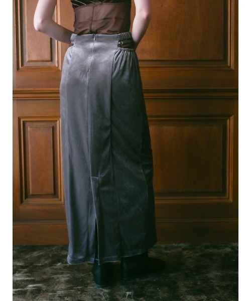 ILANIS(イラニス)の「Stretch Velvet Cut Out Skirt(スカート・レディース・グレー/ブラック/ライトベージュ・S/M)」の17枚目の写真